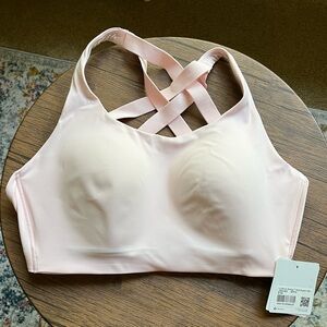 Lululemon NWT Energy Bra High Support 32DDD Strawberry Milkshake